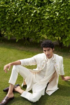 Blossom White Shrug Set -Lillys Clothing Shop SH 22235 1 jpeg