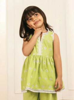 Mulmul Cotton Figo Light Green Kurta With Figo Light Green Sharara -Lillys Clothing Shop Untitled 3 700x e3f7c3c8 b383 44ea 9b60 01093900f746