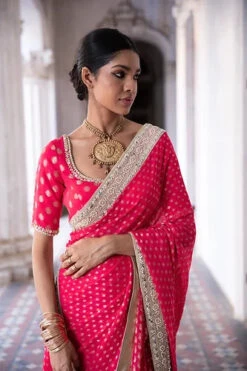 Diya Saree -Lillys Clothing Shop ccc28c e27a67f305ec44e88055dc0ea875c5a6 mv2