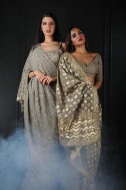 Chikankari Half And Half Saree -Lillys Clothing Shop f43d79 4b96e2abd59047f58b2cf203e29d7332 mv2