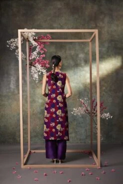 Purple Printed Overlap Kurta And Pants Set With Embroidery -Lillys Clothing Shop rn image picker lib temp 52fec543 6fb9 45e4 97c1 2c003ab39b6c