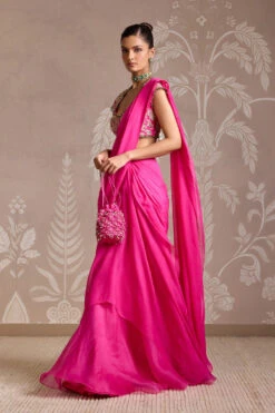 Twined Saree Set -Lillys Clothing Shop rn image picker lib temp ce098cc1 9f48 41f8 81ae 61bb77f462f1