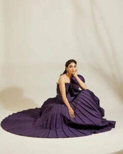 Flap Leaf Blouse With Pin Tuck Skirt -Lillys Clothing Shop st feb. 2021 ADAARA COUTURE 8194