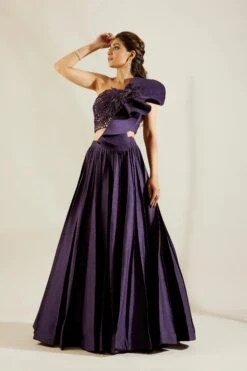 Flap Leaf Blouse With Pin Tuck Skirt -Lillys Clothing Shop st feb. 2021 ADAARA COUTURE 8223