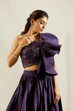 Flap Leaf Blouse With Pin Tuck Skirt -Lillys Clothing Shop st feb. 2021 ADAARA COUTURE 8227